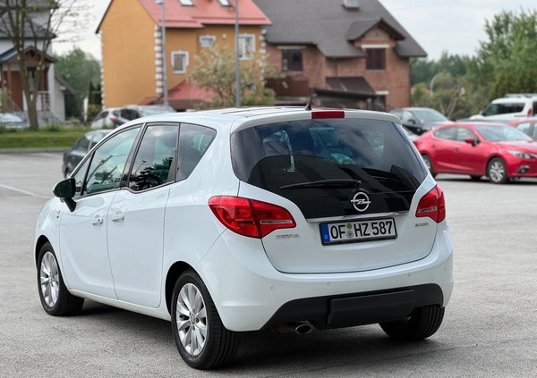 Opel Meriva cena 30900 przebieg: 135000, rok produkcji 2012 z Rzeszów małe 352